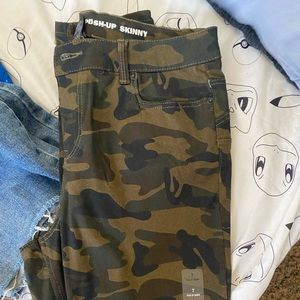 Arm skinny Jean pants